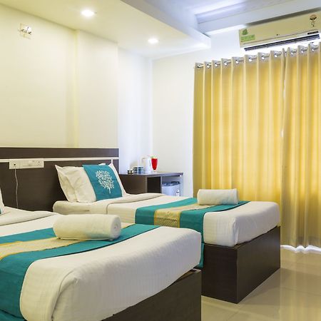 Hotel Sm Regency Kochi Exterior foto