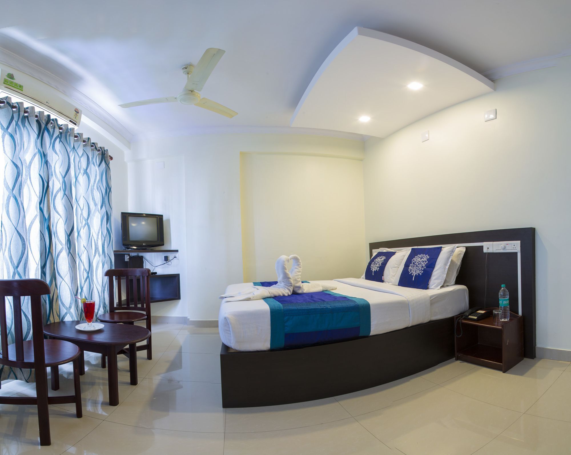 Hotel Sm Regency Kochi Exterior foto